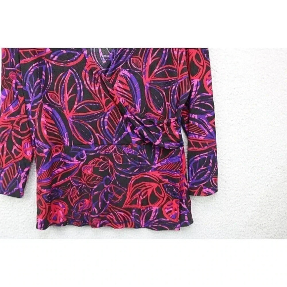 Chico's Travelers Tropic Jewel Roland Wrap Top-Size 2-Belted - Picture 6 of 8